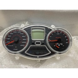 Gr.strumenti Gilera GP 800